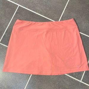 Nike Dr-fit pink tennis skirt size Medium